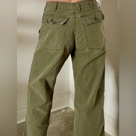 Imogene + Willie Blake Military Trouser in olive - Picture 4 of 15